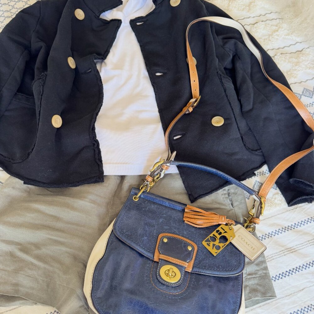 Coach Legacy Satchel Navy Cream Leather Bag Vintage Brass Turnlock Crossbody - Picture 14 of 14